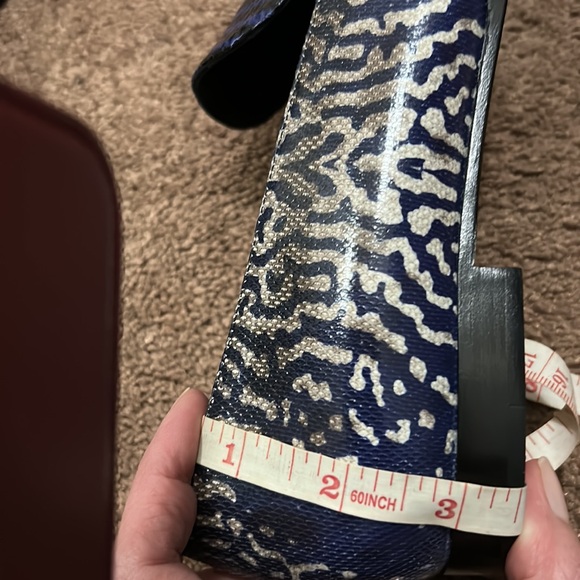 Bottega Veneta women leather mocassino - Picture 12 of 12